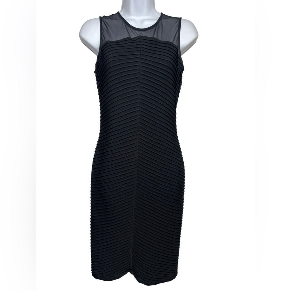 Calvin Klein dress size‎ 4 stunning black sheath dress with open back 🖤🖤🖤